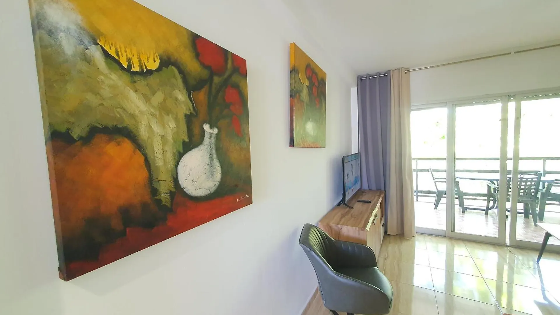 4 Salou Playa Piscina Centro,Parking Apartment 0*,  Spain