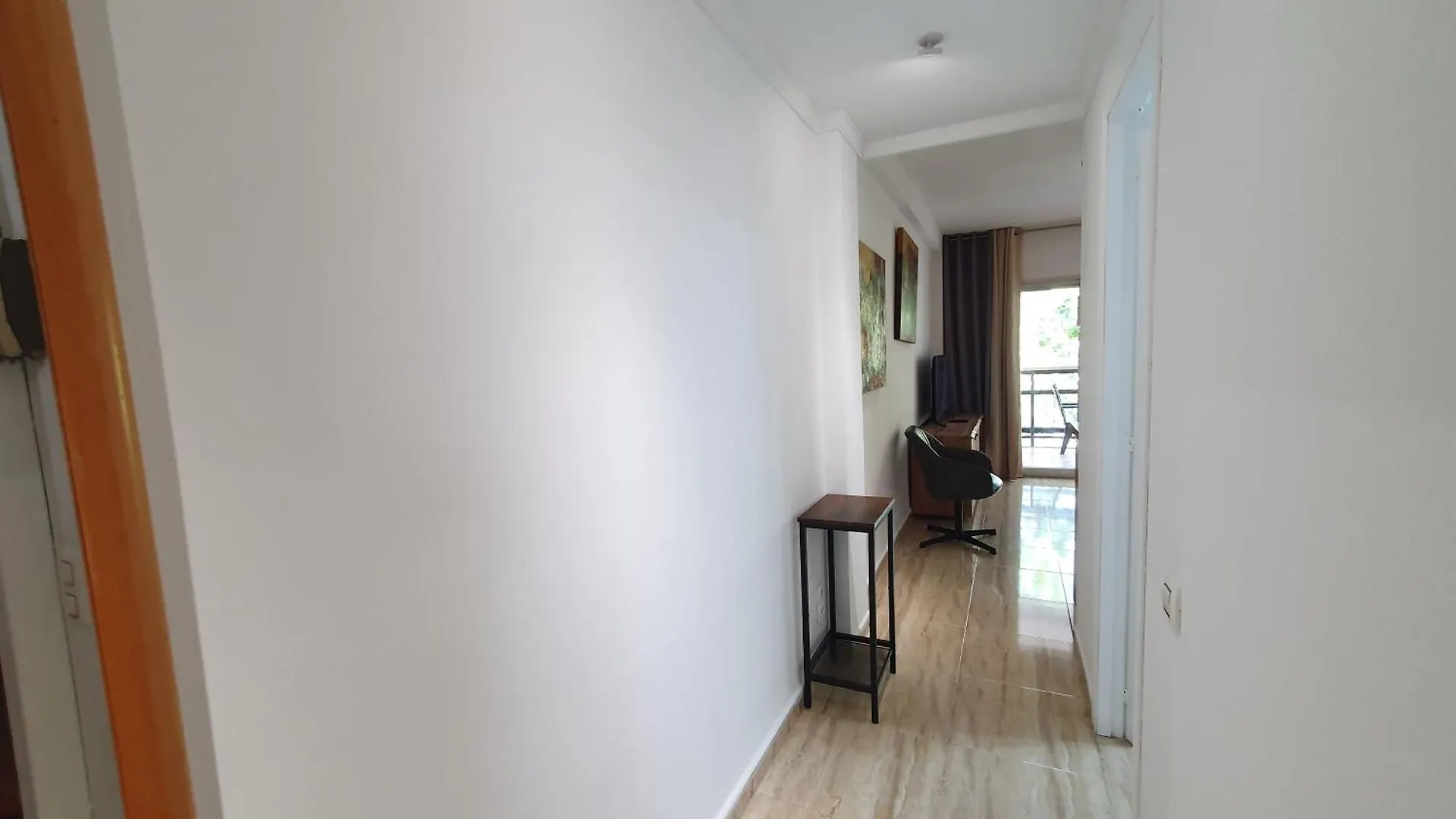 4 Salou Playa Piscina Centro,Parking Apartment 0*,  Spain