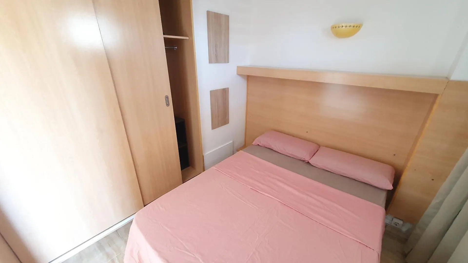 4 Salou Playa Piscina Centro,Parking Apartment